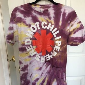 Red Hot Chili Peppers Tee